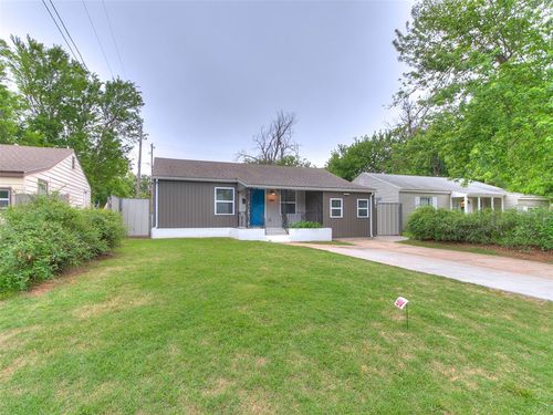 208 W Jacobs Dr, Midwest City, OK, 73110-5526 | Card Image