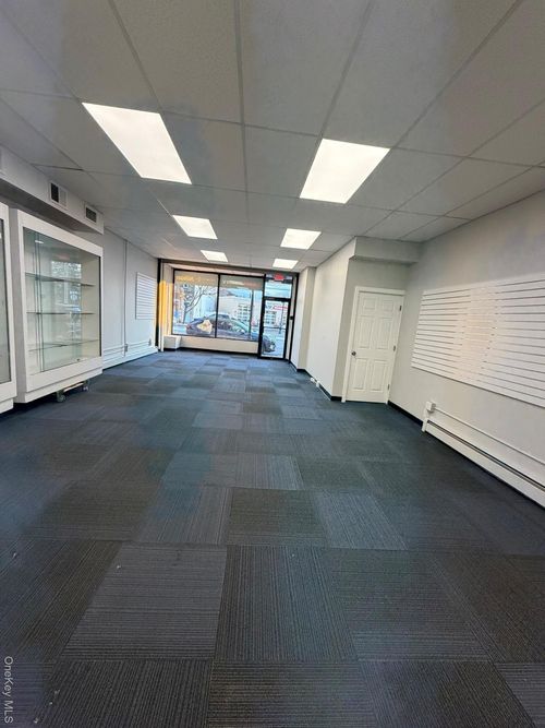 1015 Jericho Tpke, New Hyde Park, NY, 11040-4610 | Card Image