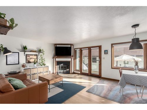 210-704 N Pearl St, Denver, CO, 80203-3705 | Card Image