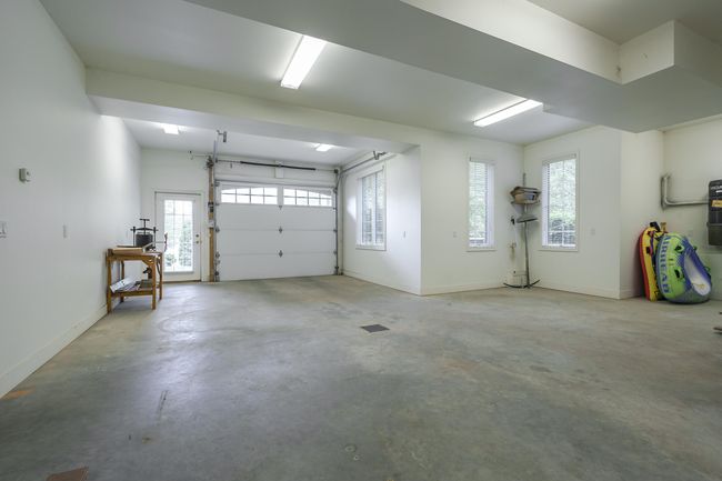Lower Level Boat Garage | Image 68