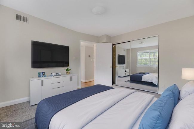 APT-33 - 2104 N Scott St, Condo with 2 bedrooms, 1 bathrooms and null parking in ARLINGTON VA | Image 6