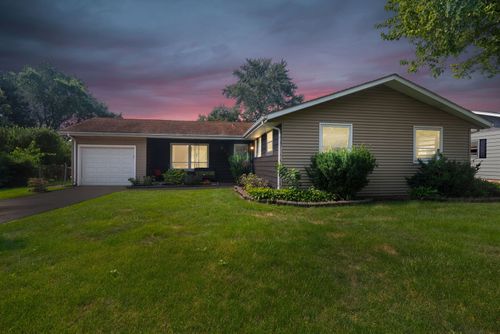 532 Apache Ln, Carol Stream, IL, 60188-1529 | Card Image