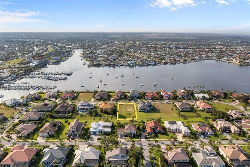 6436 Rubia Cir, APOLLO BEACH, FL, 33572-2916 | Card Image