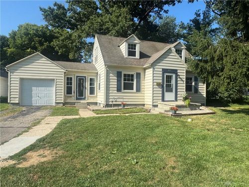 48 Tamplin Dr, Troy, OH, 45373-2402 | Card Image