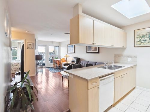 416-2891 E Hastings St, Vancouver, BC, V5K5J8 | Card Image