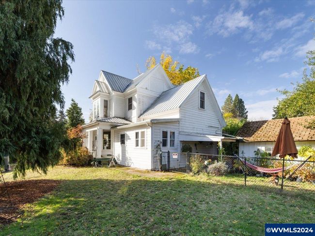 1006 Pine St, House other with 4 bedrooms, 2 bathrooms and null parking in Silverton OR | Image 36