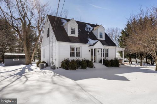 260 Fairview Ave, Berlin Township, NJ, 08091-9227 | Card Image