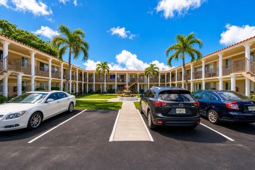 1-420 Nw 10th St, North Miami, FL, 33136-3323 | Card Image