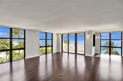 A201 - 1111 Crandon Blvd, Condo with 2 bedrooms, 2 bathrooms and null parking in Key Biscayne FL | Image 3