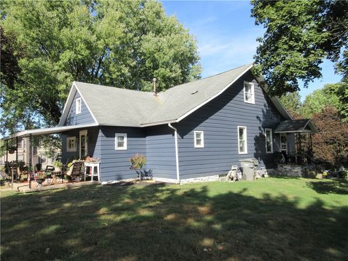 322 Virginia Ave, Ellwood City, PA, 16117-2952 | Card Image