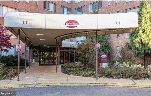 apt-825-1111 Arlington Blvd, ARLINGTON, VA, 22209-3222 | Card Image