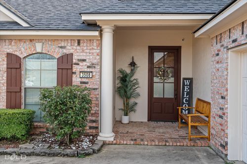 3508 Hanover Dr, Bossier City, LA, 71111-8220 | Card Image