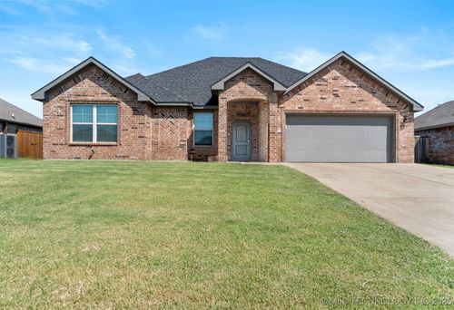 3400 Lazy Ln, Durant, OK, 74701-6308 | Card Image