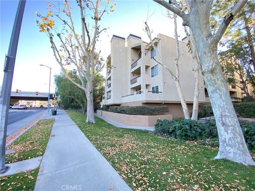 115-5515 Canoga Ave, Woodland Hills, CA, 91364 | Card Image