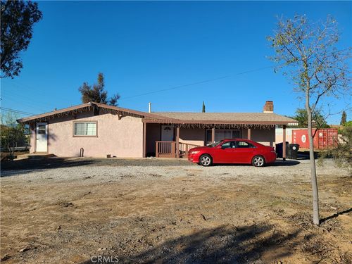 11685 Holmes Ave, Jurupa Valley, CA, 91752-2737 | Card Image