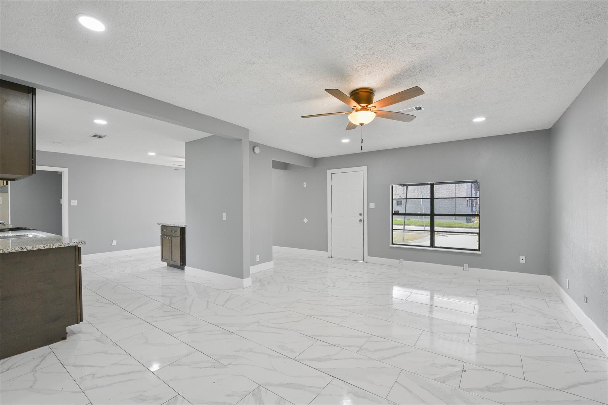 Residential Lease in Pasadena 5