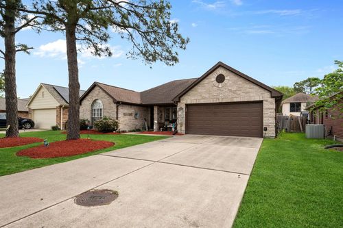 1122 Glenmeadows Dr, La Porte, TX, 77571-7807 | Card Image