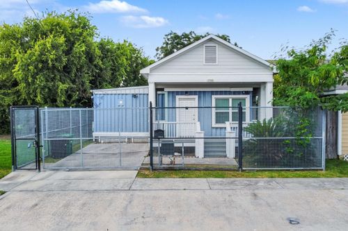 1709 Dan St, Houston, TX, 77020-2603 | Card Image