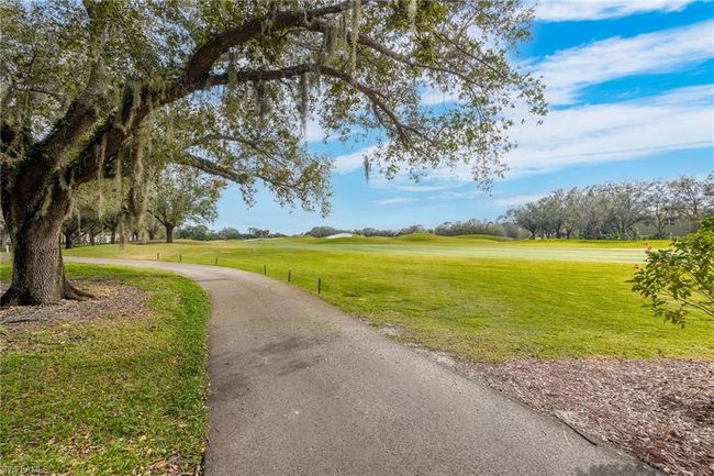 APT-102 - 12040 Summergate Cir, Condo with 2 bedrooms, 2 bathrooms and 1 parking in FORT MYERS FL | Image 24