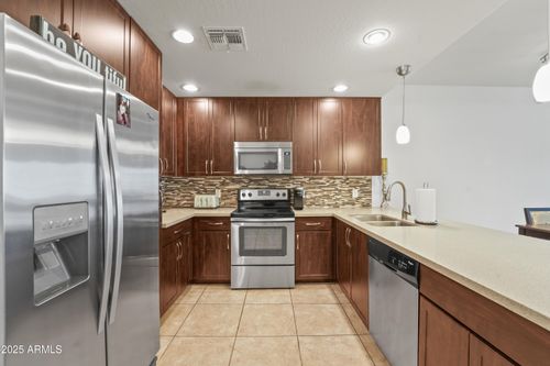 4185-5450 E Deer Valley Dr, Phoenix, AZ, 85054-8118 | Card Image
