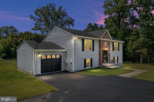 8510 Schultz Rd, CLINTON, MD, 20735-2662 | Card Image