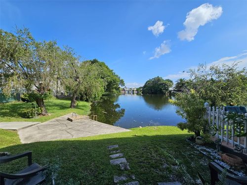 apt-103-6961 W 14th Ct, Hialeah, FL, 33014-4536 | Card Image