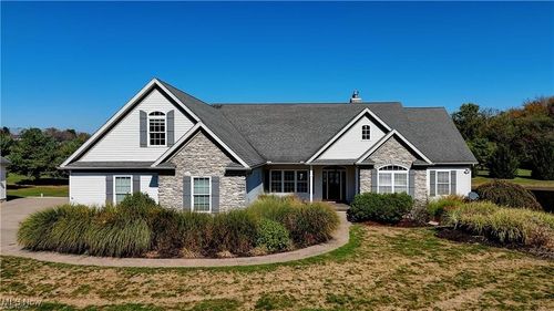 3079 Alexander Rd, Atwater, OH, 44201-9731 | Card Image