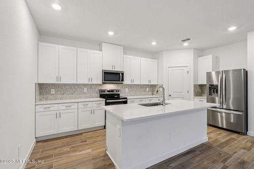 12723 Plainwood Trl, Jacksonville, FL, 32218-4377 | Card Image