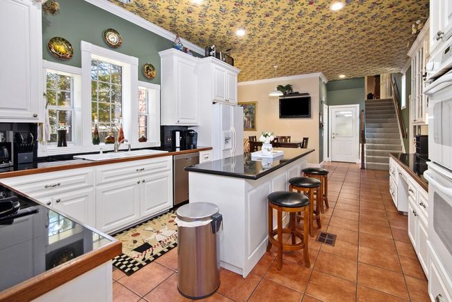 1409 Bending Brook Cir, House other with 5 bedrooms, 5 bathrooms and null parking in Lufkin TX | Image 12