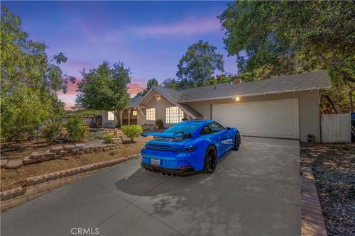 3036 Darlington Dr, Thousand Oaks, CA, 91360-4552 | Card Image