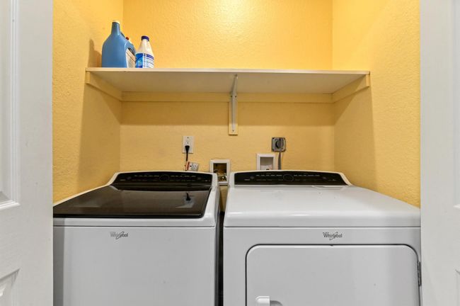APT-204 - 1051 Orange Ter, Condo with 2 bedrooms, 2 bathrooms and null parking in Delray Beach FL | Image 7