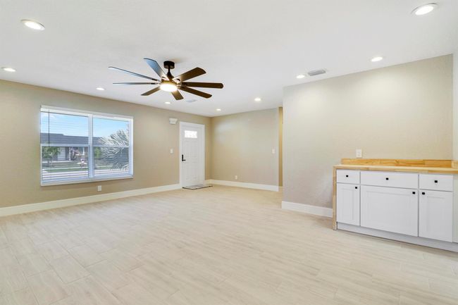 222 Las Palmas St, House other with 4 bedrooms, 3 bathrooms and null parking in Royal Palm Beach FL | Image 39
