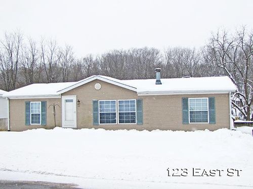 123 East St, POTOSI, WI, 53820-9609 | Card Image