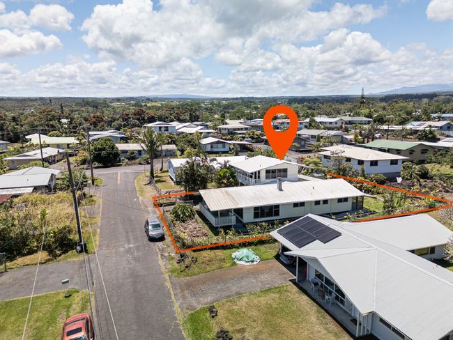 Located at approx 700ft in cooler upper elevations @ 007 Kaapuni Loop in Hilo. | Image 6