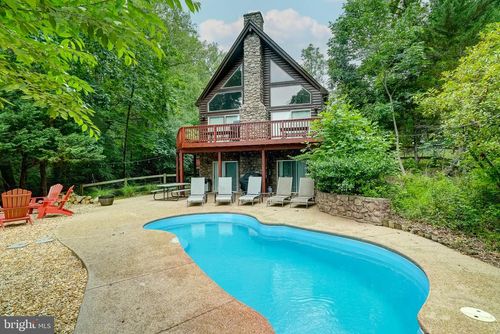 155 Irish Way, BUMPASS, VA, 23024-4963 | Card Image