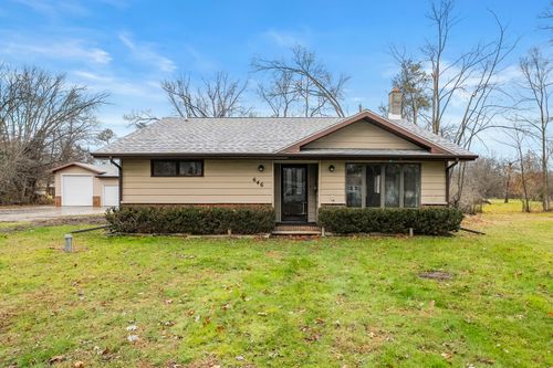 646 Marie Ave, Battle Creek, MI, 49037-1220 | Card Image