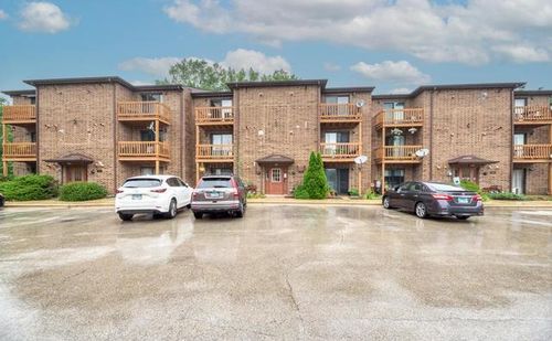 f-2264 Abbeywood Dr, Lisle, IL, 60532-6825 | Card Image