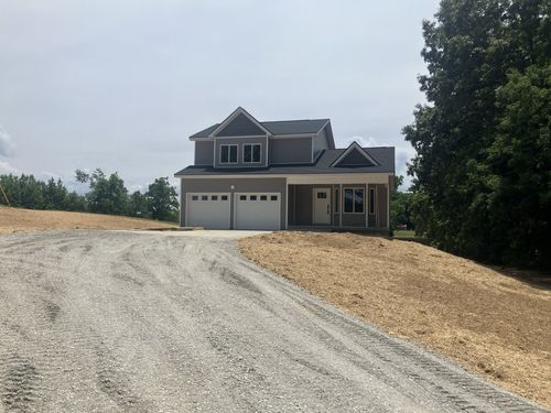 9408 Elk Ridge Rd, Mount Pleasant, TN, 38474-2205 | Card Image
