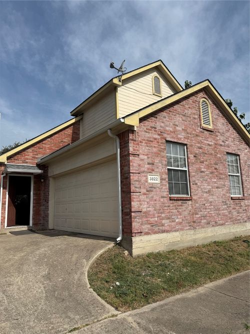 3822 Brandon Park Dr, Garland, TX, 75044-6451 | Card Image