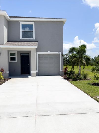 17714 Crescent Moon Loop, Townhouse with 3 bedrooms, 2 bathrooms and null parking in Bradenton FL | Image 1