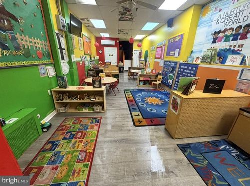 433 E Wyoming Ave, PHILADELPHIA, PA, 19120-4532 | Card Image