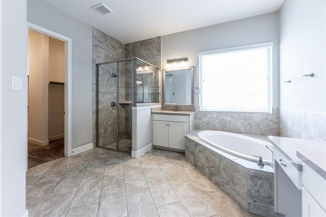 10318 Easterly Ln, House other with 4 bedrooms, 3 bathrooms and 3 parking in Cypress TX | Image 23