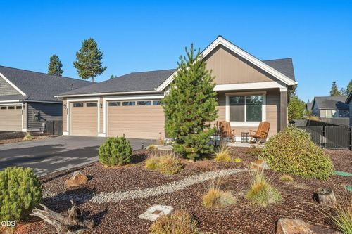 51953 Campfire Dr, La Pine, OR, 97739-8996 | Card Image