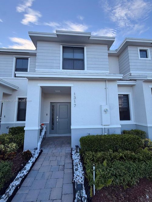 1317-1317 Ne 3rd Ave, Florida City, FL, 33034-3428 | Card Image