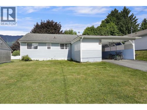 16 Capilano St, Kitimat, BC, V8C1X8 | Card Image