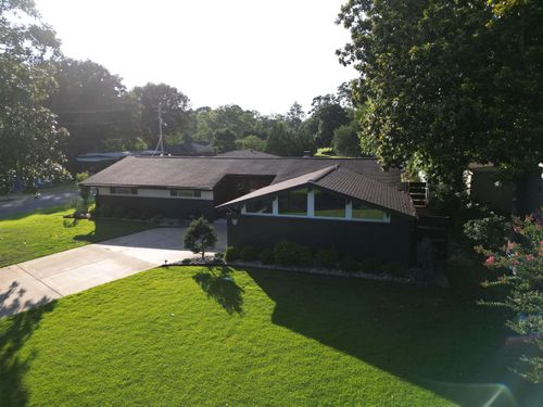 427 Riverview Cir, Florence, AL, 35630-6019 | Card Image