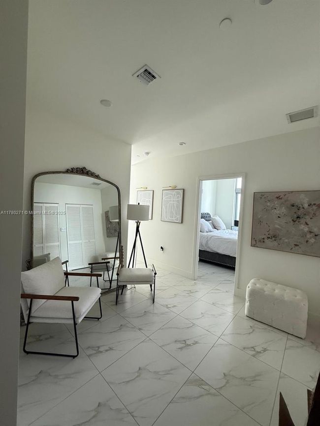 APT-603 - 2000 Metropica Way, Condo with 2 bedrooms, 3 bathrooms and null parking in Sunrise FL | Image 4
