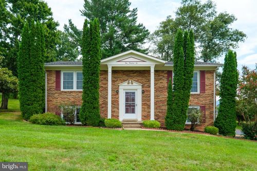 106 Hillside Avenue, Elkton, VA, 22827 | Card Image