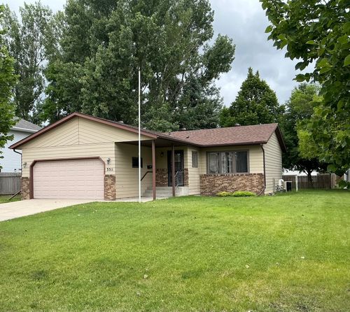 3511 13th St S, Moorhead, MN, 56560-5120 | Card Image