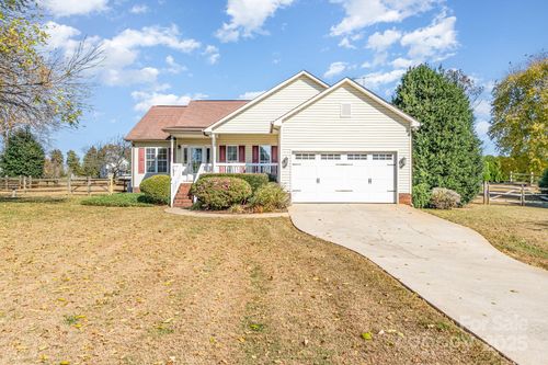 105 Cool Creek Ln, Mount Ulla, NC, 28125-9734 | Card Image